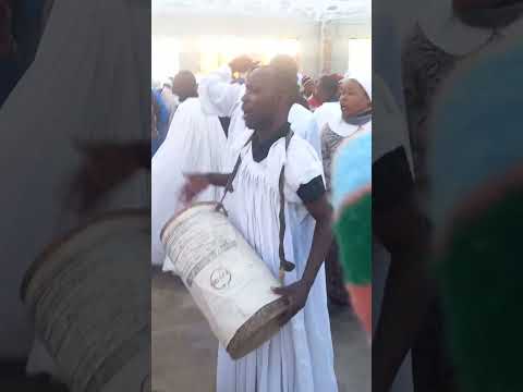 Zion Apostolic  church Makamba. jesu chiuya  kuzofamba nesu