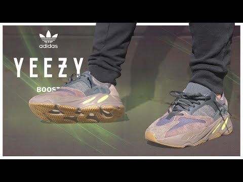 How to style Yeezy 700