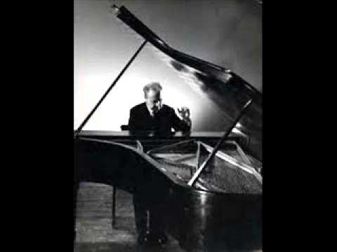 Josef Hofmann plays Schumann-Tausig  "El Contrabandista"