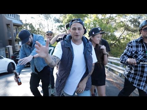 PALM BACK - MR CLEAN -Official Video