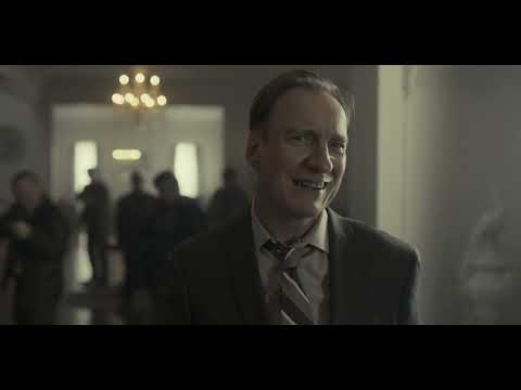 [Fargo] [Season 03 | Episode 10 | Somebody to Love] [Emmit Stussy takes Meemo's gun]