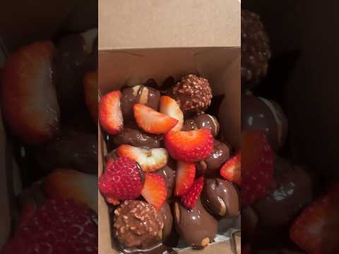 Pancakes covered in chocolate? Yes please. #pancakes #brownies #shorts