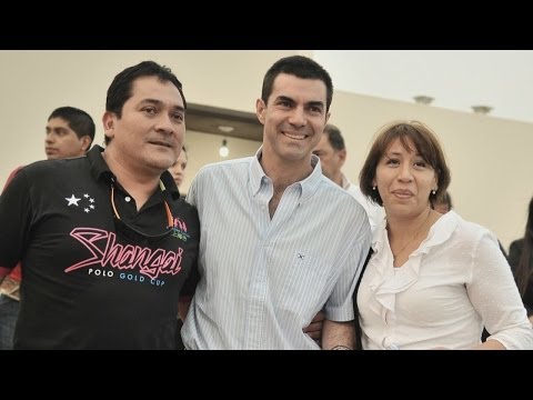 Acto de entrega de 50 viviendas en el Barrio Cooperativa Policial