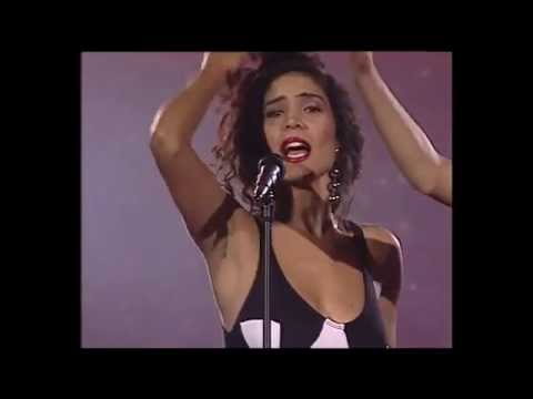 Azúcar Moreno "A Caballo" El Carretero