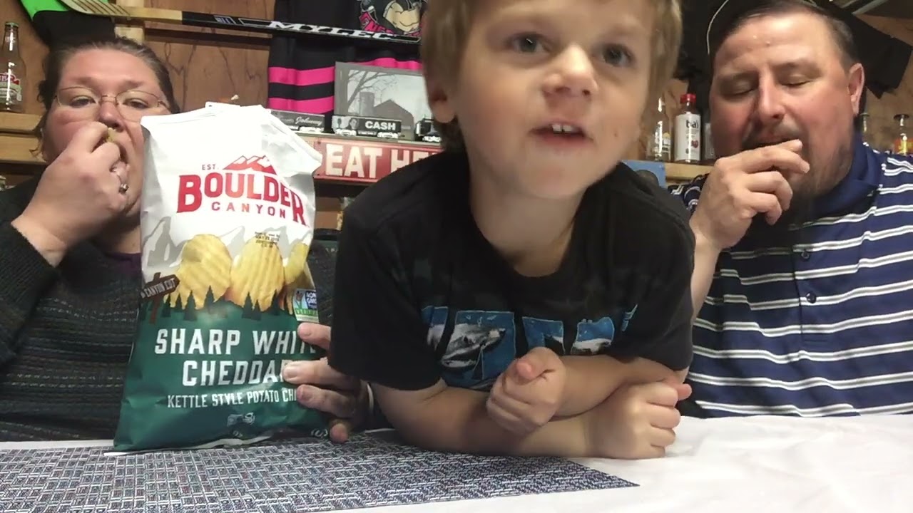 Boulder Canyon Sharp White Cheddar Kettle Cooked Ripple Chips