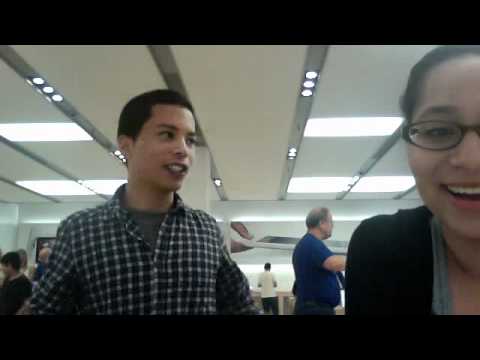 Party Rock LMFAO- Apple Store Dancing in Illinois