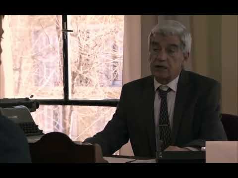 Amar C577 - Arratia le da un cheque de indemnización a Marcelino por los daños ocasionados en el As