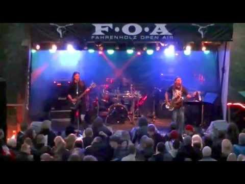 FOA 2014: Dirty'n'Hairy - 17 Girls in a Row (Cover) - Das Kultfestival in Fahrenholz!