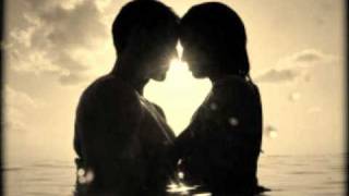 Einai stigmes - ANTONIS REMOS (2010) lyrics | Είναι στιγμές - Αντώνης Ρέμος