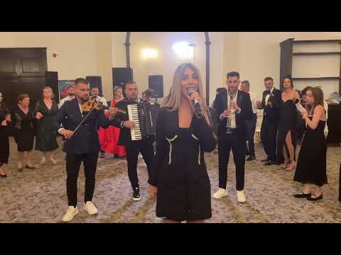 Laura Mocăniță si Dobrogea Band -Femeia frumoasă (live 100%)cover Baboiash&Gigi Lambru