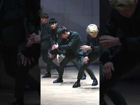 171027 여의도 팬싸 하얗게 불태웠어 업텐션 샤오Fucos