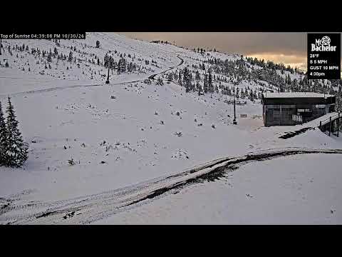 Mt. Bachelor webcam — Sunrise