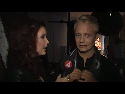 Minnah till Weise: "Har du knäppt upp skjortan?" - Idol Sverige (TV4)