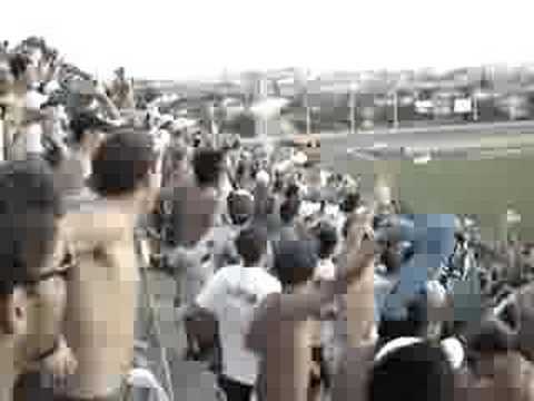 Torcida Bugrina fazendo ola em Sorocaba