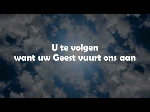 Opwekking met tekst 701 Hoor de roep van de Koning (versie 2)