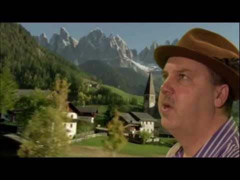 Lucas en Gea - Dorp aan de rivier (Originele Video)