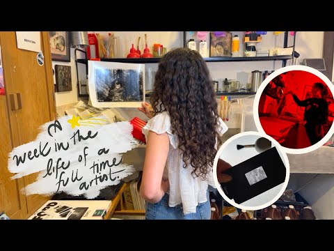 Full time film photographer ❀ Darkroom printing, the bliss and challenges.