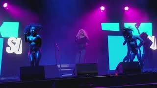 TAMAR BRAXTON  HOT SUGA LIVE - (XSCAPE REUNION Tour) Norfolk 2017