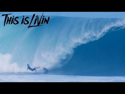 I ALMOST DIED SURFING PIPELINE! || WORST WIPEOUT EVER! || POV BARRELS!