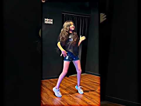 चुनरी चुनरी | Chunnari Chunnari | Salman Khan #trending | Sushmita Sen | Biwi No. 1  #dance