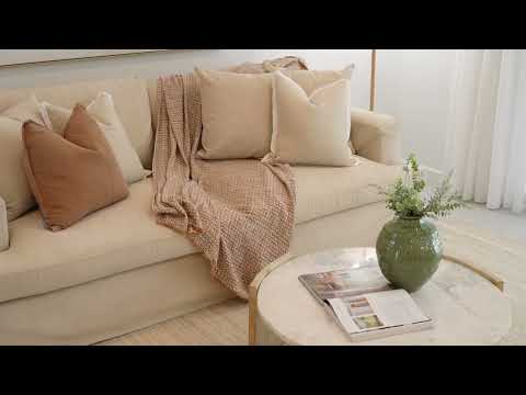 8 Manley Street, Redcliffe, QLD 4020, 4 Kuwarto, 2 Banyo, House