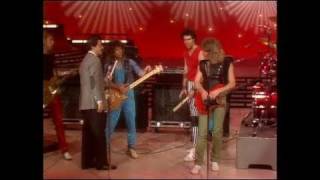 Dick Clark Interviews Night Ranger - American Bandstand 1983