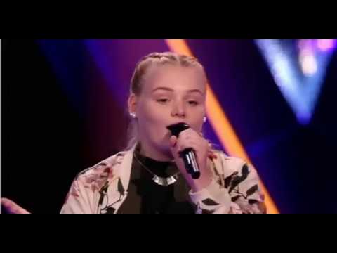 Karlijn,First Audition,Young Girl With Pure Powerful Voice! Fantastic! | "Alone"