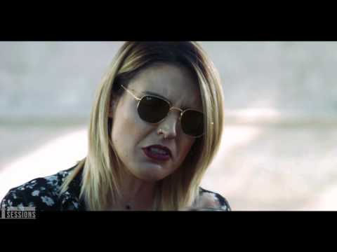 Tirana Sessions - Kamela Islamaj (Jetoj Pa Ty)