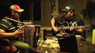 Los Cadetes de Linares cancion Hay que cruz (Bilo Garza y Edwin Sandoval)