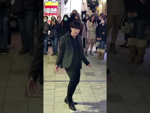 230224 김효진 카가와 유 이찬욱 버스킹 Kim Hyojin Yu Kagawa Chanwook 1차 TXT Sugar Rush Ride 효진 직캠