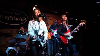 Nalani & Sarina  -  ”Young & Inexperienced” (The Bitter End - 05.10.18)