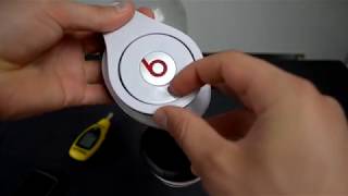 Video thumbnail for Beats by Dr. Dre Studio headphones sound dB sound test - fake beats ? by Techscrew