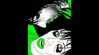 Crystal Castles-Crimewave