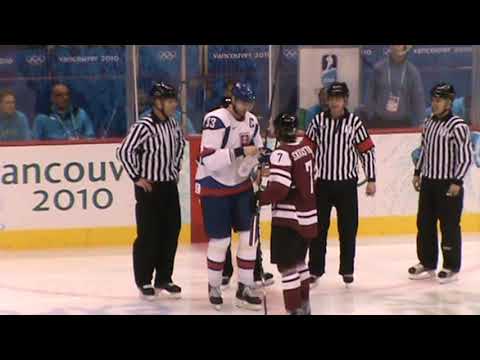 🇱🇻Latvia vs 🇸🇰Slovakia Men's Hockey-2010 Winter Olympics in Vancouver, Canada-Pregame Atmosphere