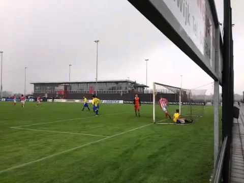 Beuningse Boys B1 (za) vs. Emplina B1 (za) 2-11-2013 11:54
