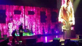 Twenty One Pilots - Heathens (live 3/2/17 New Orleans Smoothie King Center)