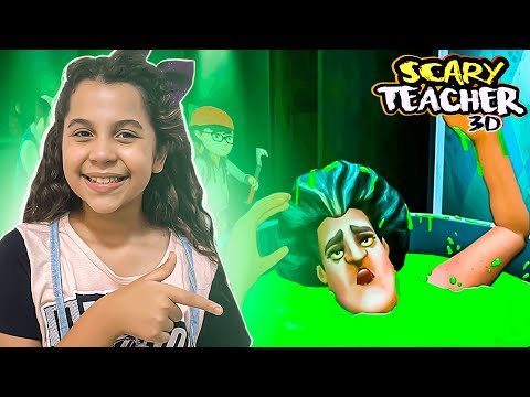 WE PUT A SMILE IN THE TEACHER'S BATHTUB - Scary Teacher