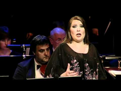 Nomeda Kazlaus - Giacomo Puccini "Sola perduta abbandonata"