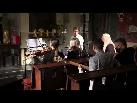 Boskie Stopy „Uwielbiam Twoje Imię”