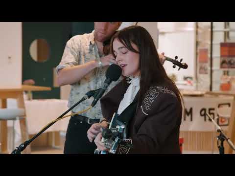 95bFM Drive Island: Jazmine Mary - Dancer