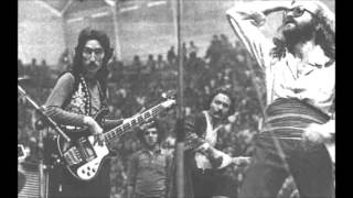 Cem Karaca - Beni Siz Delirttiniz / Londra Konseri