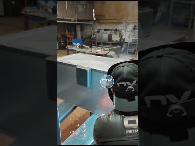 Vídeo relacionado con caja de hierro de almacenamiento de una pieza de aluminio de 4 piezas, contenedor de almacenamiento rectangular de metal, caja de objetos pequeños de almacenamiento para el hogar