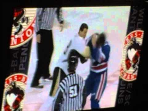 Wilkes Barre Scranton Penguins Fight
