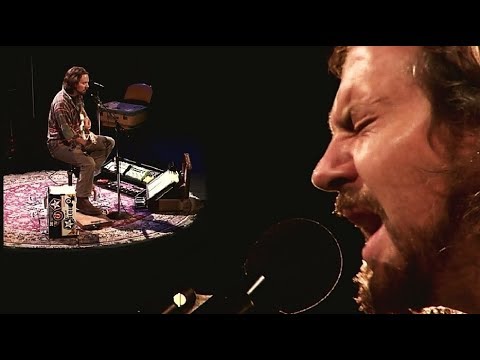 download lagu mp3 mp4 Eddie Vedder Shows, download lagu Eddie Vedder Shows gratis, unduh video klip Eddie Vedder Shows