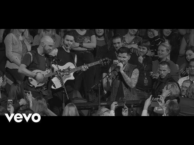  Never Seen Anything 'Quite Like You' (Live) - The Script