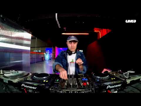 GLOMYLICIOUS E20 with VALERIO VAUDANO › LINEA • 14.10.2025