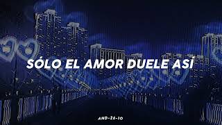 &quot;Sólo el amor duele así, y ese beso fue mi fin&quot; — [Cover español]