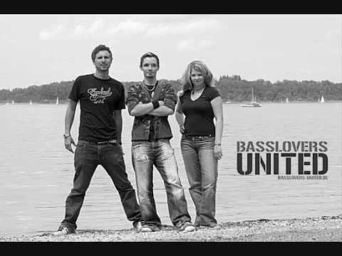 Basslovers United - doubledecker (Marco van Bassken Radio Edit)