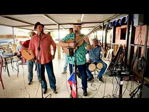 Programa#72 de Irvin Santiago desde Rancho Brisas en el Pueblo de Lares con Trovadores invitados. 