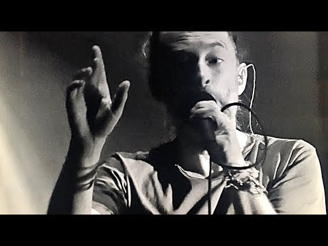 RADIOHEAD - A Wolf At The Door [Black & Blood] Live [4K] 2018 North American Tour